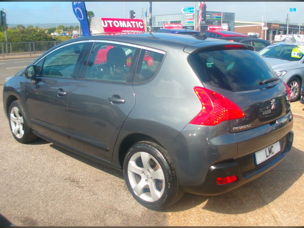 Peugeot 3008 1.6 Hdi Sport Suv Egc 110 Bhp Grey #4