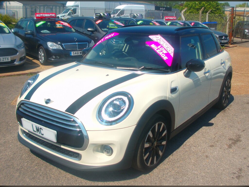 Mini Hatch 1.5 Cooper Exclusive Hatchback E K24LUC White #3