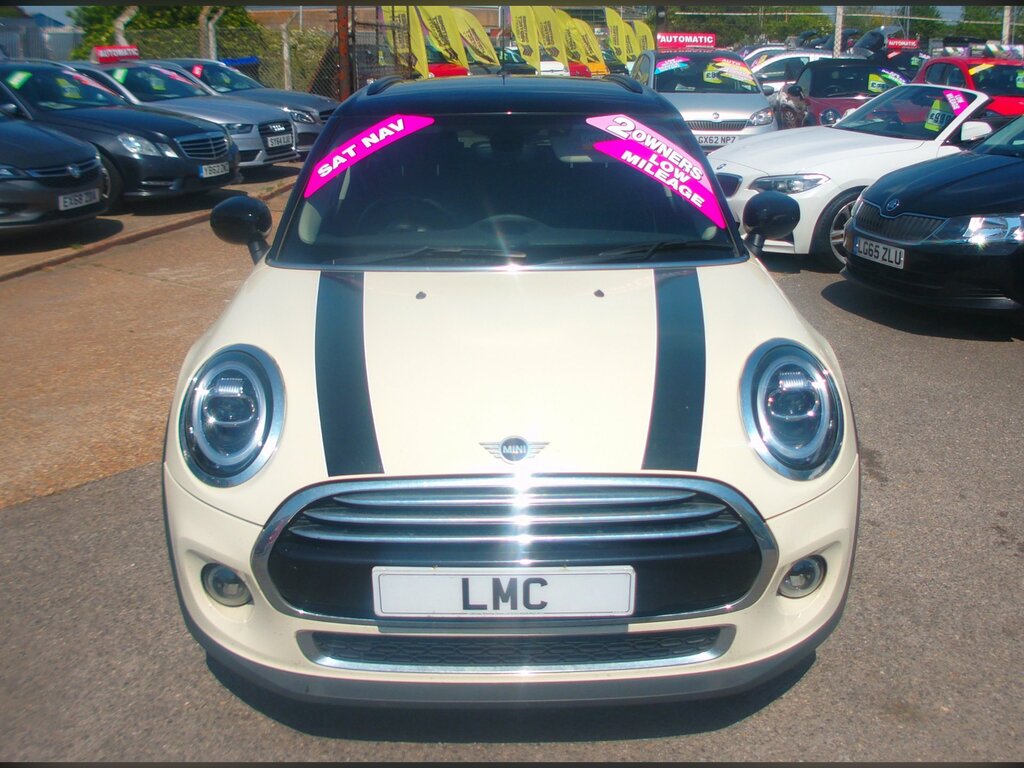 Mini Hatch 1.5 Cooper Exclusive Hatchback E K24LUC White #2