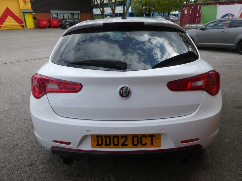 Alfa Romeo Giulietta 1750 Tbi 240 Veloce Hatchback 16 201 DD02OCT #6