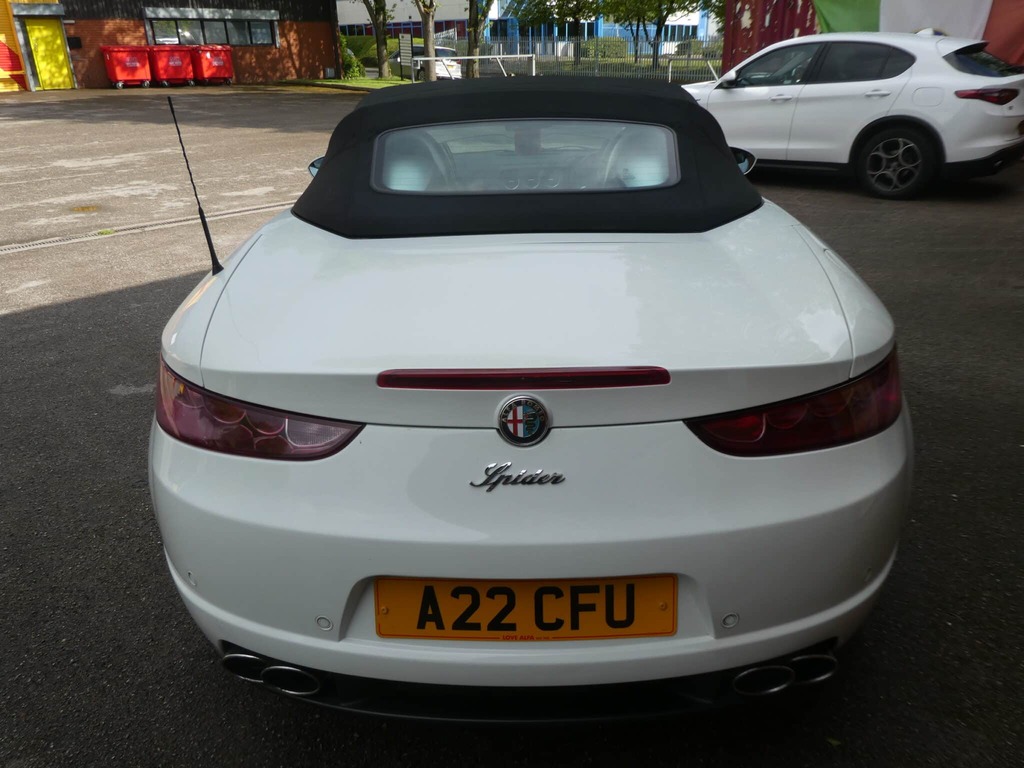 Alfa Romeo Spider 2.2 Jts Limited Edition Red #15