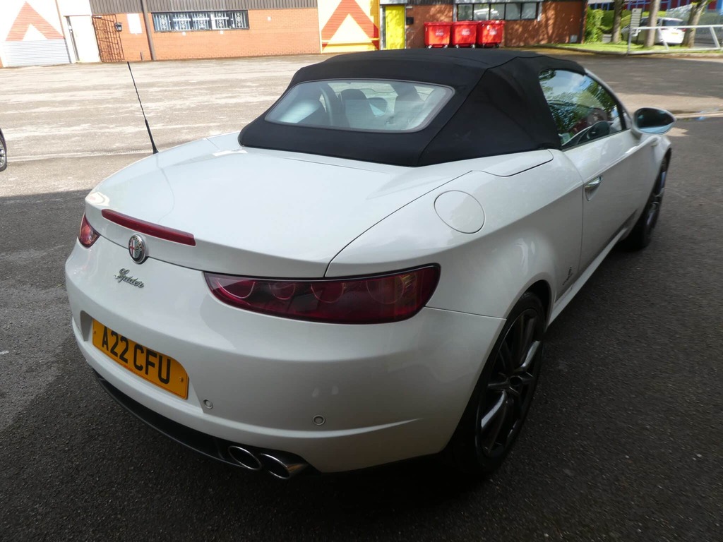 Alfa Romeo Spider 2.2 Jts Limited Edition Red #14