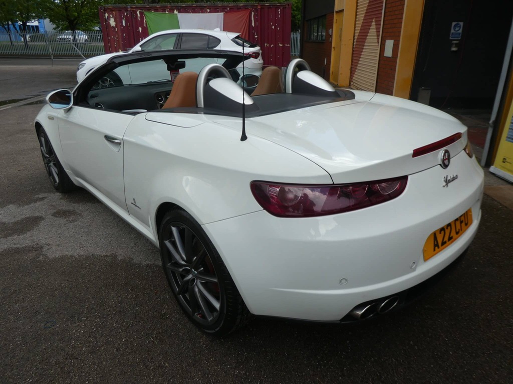 Alfa Romeo Spider 2.2 Jts Limited Edition Red #7