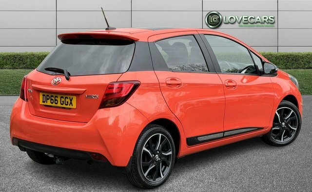 Toyota Yaris 1.33 Dual Vvt-i Orange Edition Hatchback Petro DP66GGX Orange #6