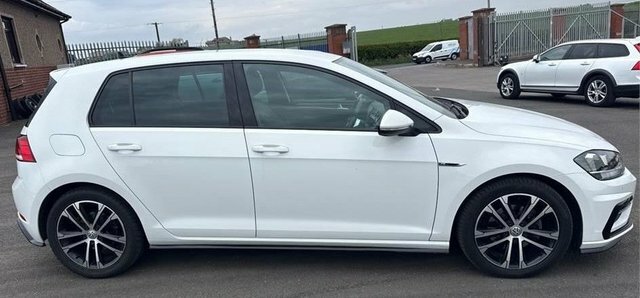 Volkswagen Golf 1.5 Tsi Evo R-line Hatchback Eur SJ69NYZ White #4