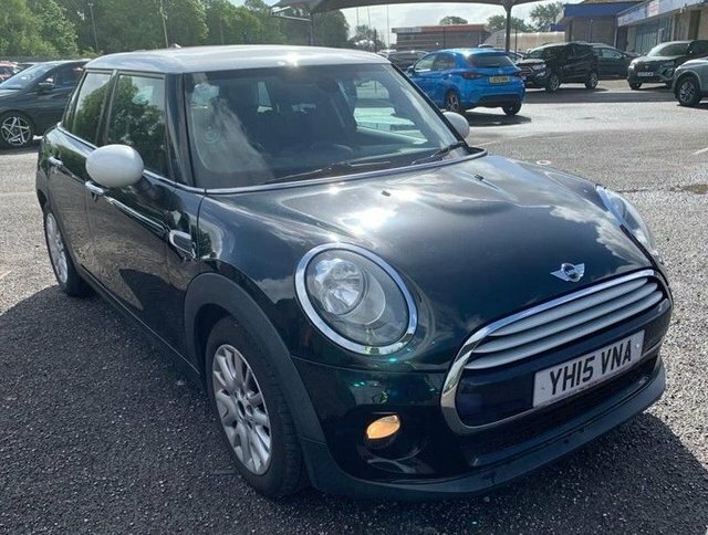 Mini Hatch 1.5 Cooper Hatchback Euro 6 S S Black