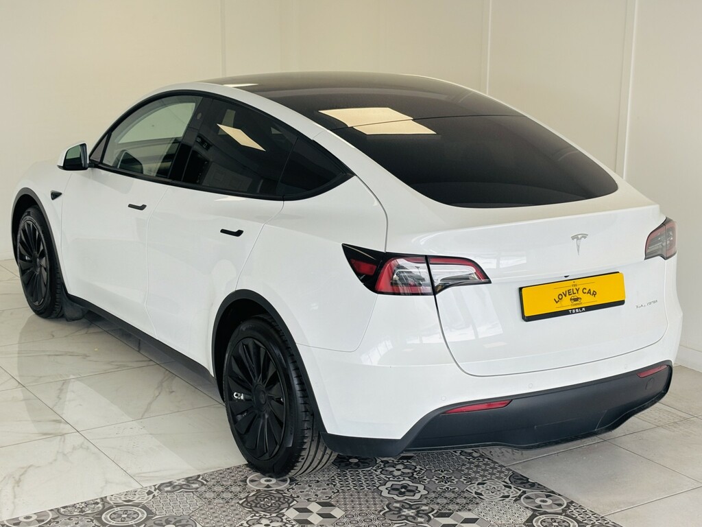 Tesla Model Y Suv 202272 White