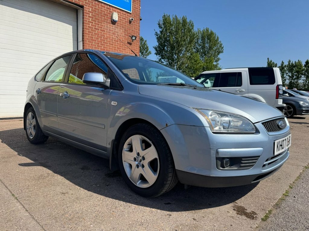 Ford Focus 1.6L Style Blue