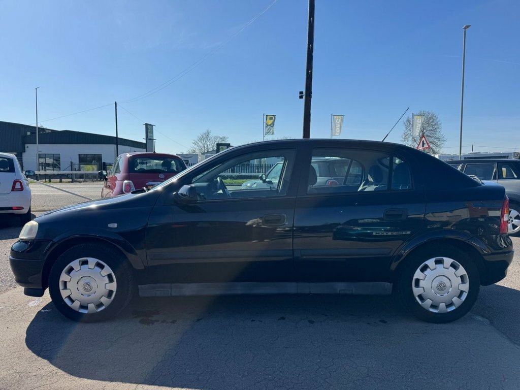 Vauxhall Astra 1.6 Elegance 16V 99 Bhp Red #8
