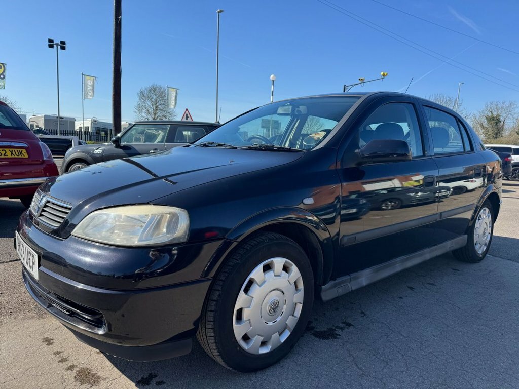 Vauxhall Astra 1.6 Elegance 16V 99 Bhp Red #10