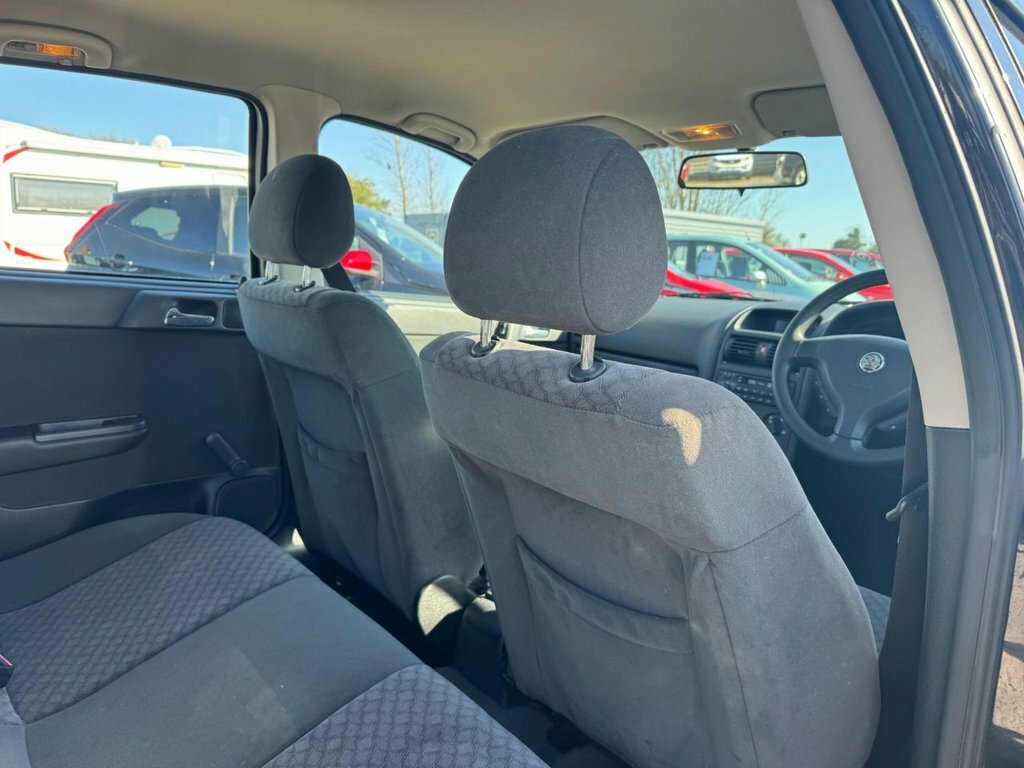 Vauxhall Astra 1.6 Elegance 16V 99 Bhp Red #17