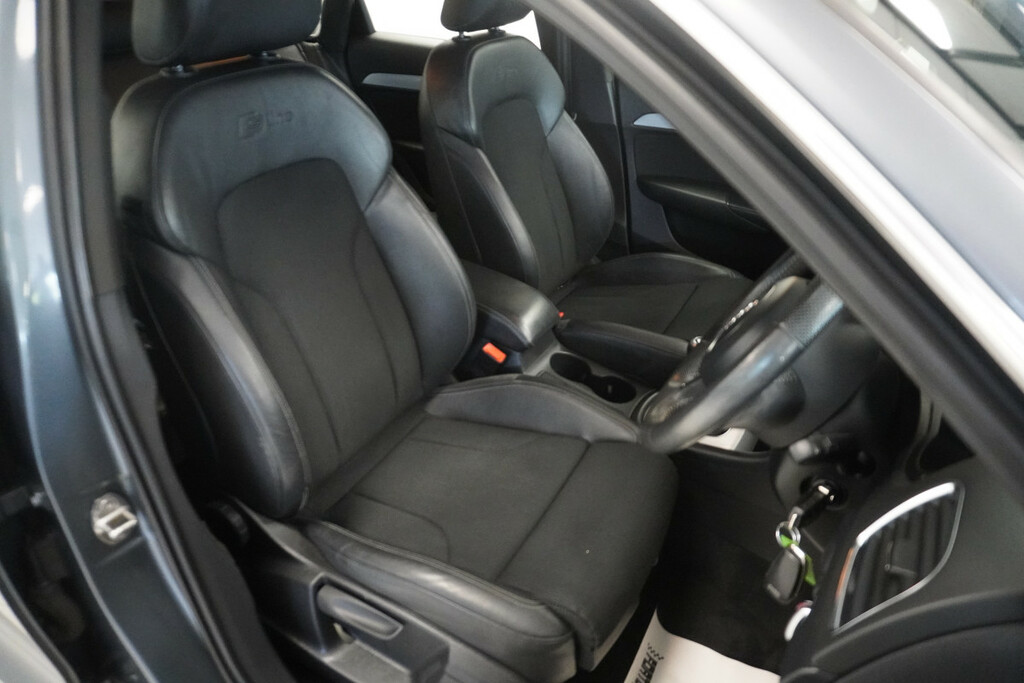 Audi Q3 2.0 Tdi S Line JIG1049 Grey #2