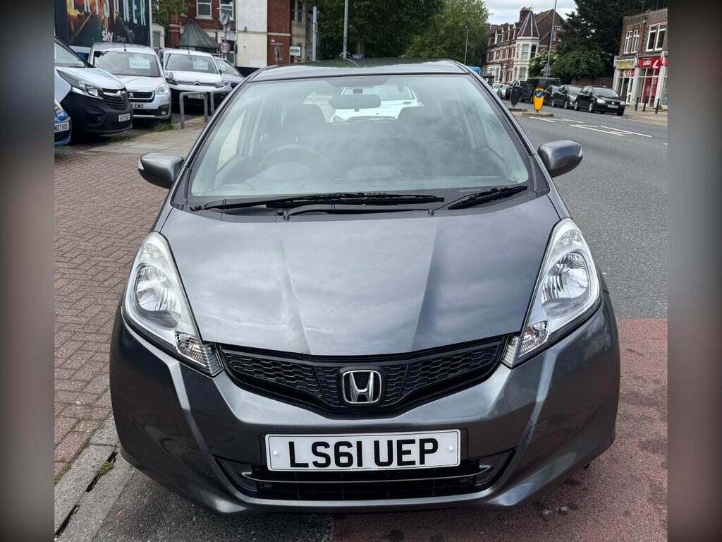 Honda Jazz 1.4 I-vtec Es Hatchback Cvt Euro 5 99 Grey #3