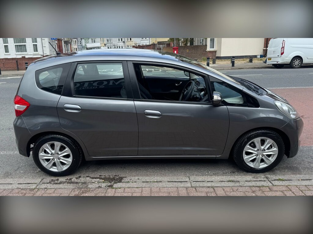Honda Jazz 1.4 I-vtec Es Hatchback Cvt Euro 5 99 Grey #5