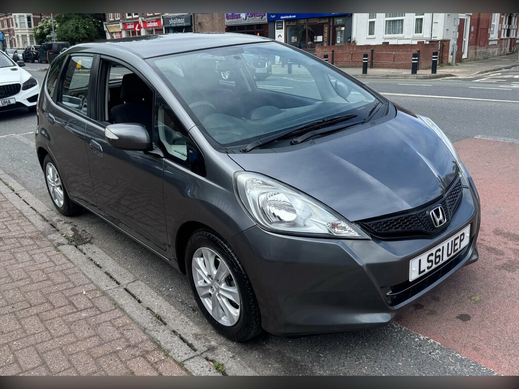 Honda Jazz 1.4 I-vtec Es Hatchback Cvt Euro 5 99 Grey #4