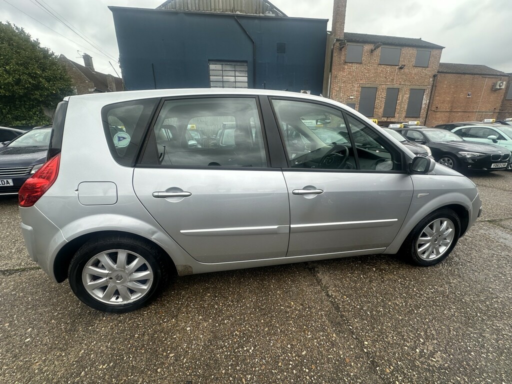 Renault Scenic 1.6 Vvt Dynamique Grey #8