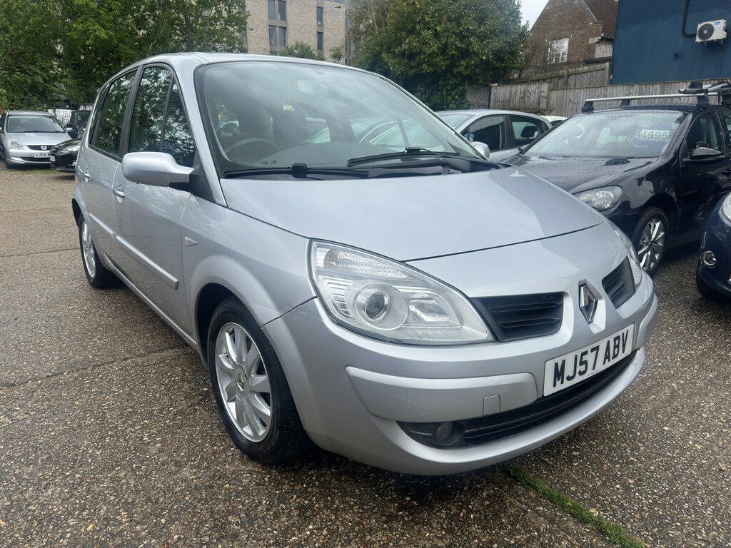 Renault Scenic 1.6 Vvt Dynamique Grey #1