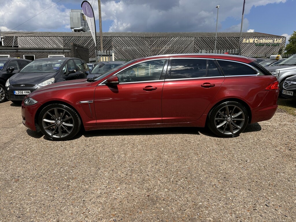 Jaguar XF 2.2 D Portfolio 2012 OV62OFY Red #4