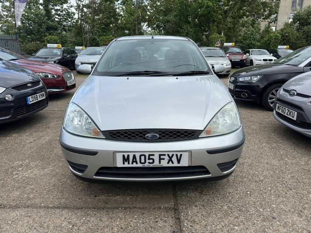 Ford Focus 1.6 I 16V LX 2005 Silver #2