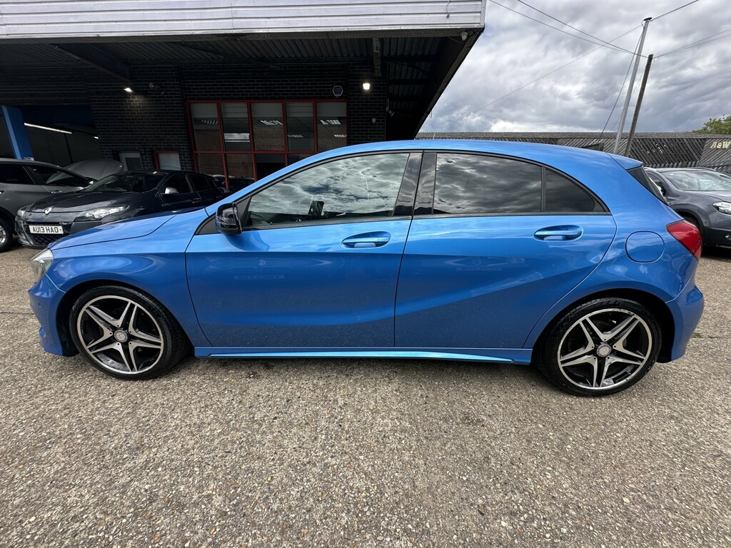 Mercedes-Benz A Class 2.1 A200 Cdi Amg Sport 2014 KR64UDE Blue #4