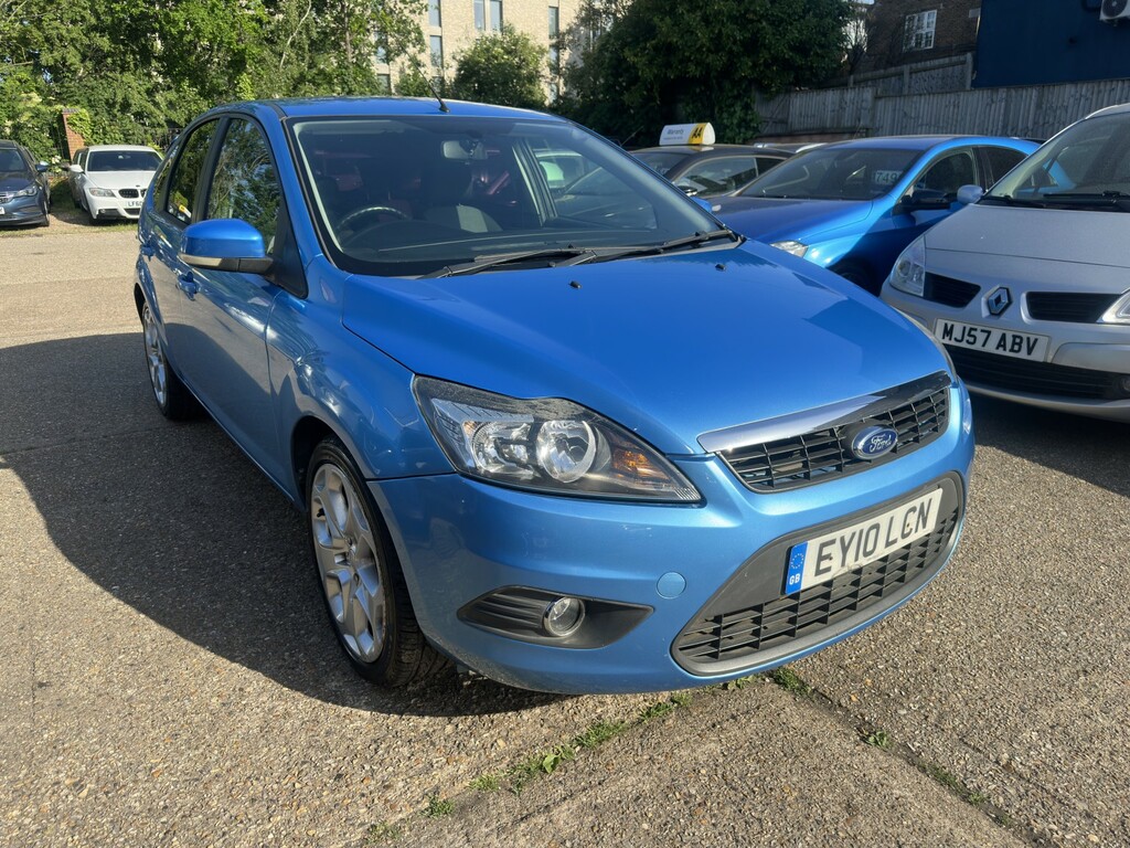 Ford Focus 1.6 Zetec 2010 Blue