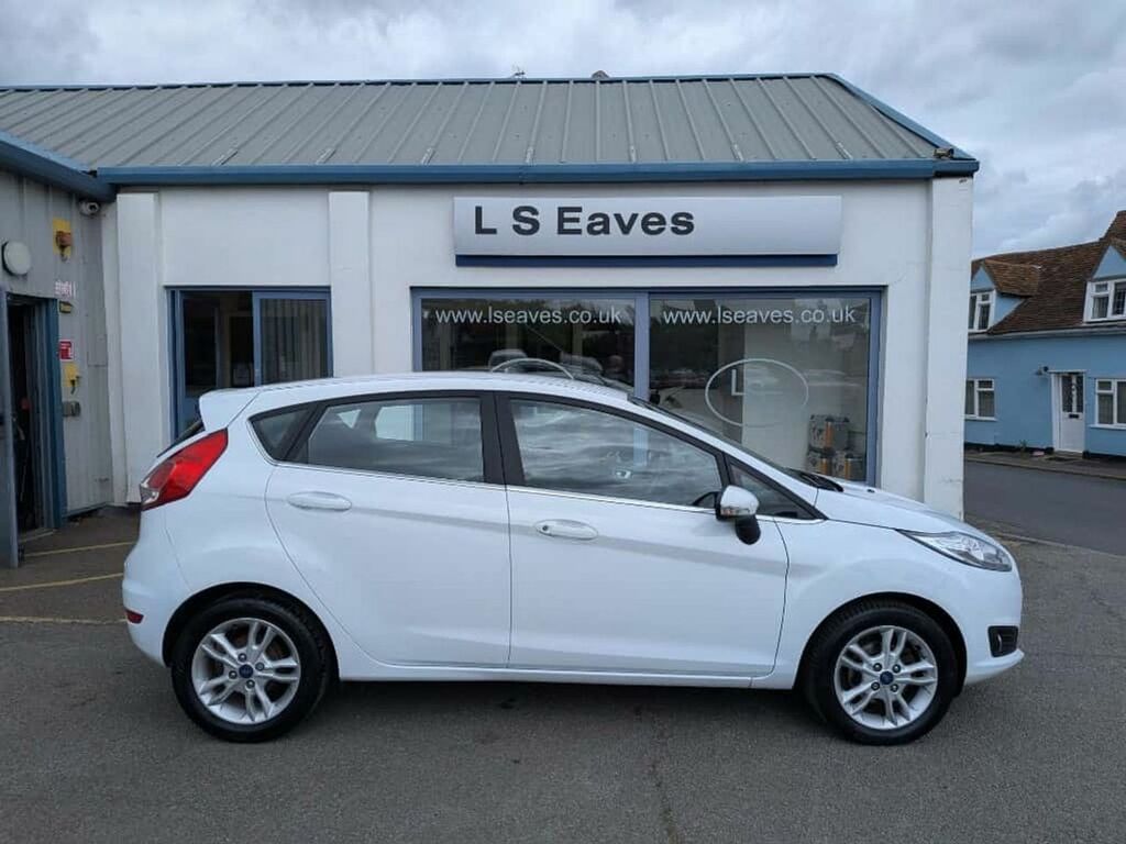 Ford Fiesta Zetec White