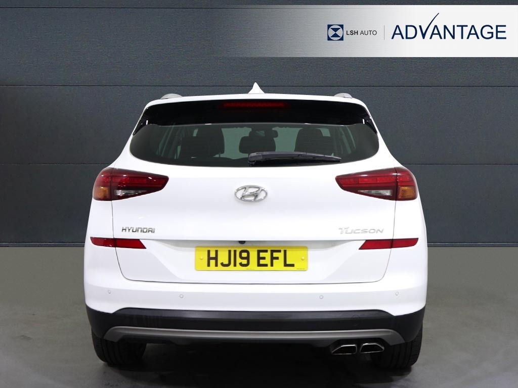 Hyundai Tucson 1.6 Crdi 136 Premium 2Wd Dct White #5