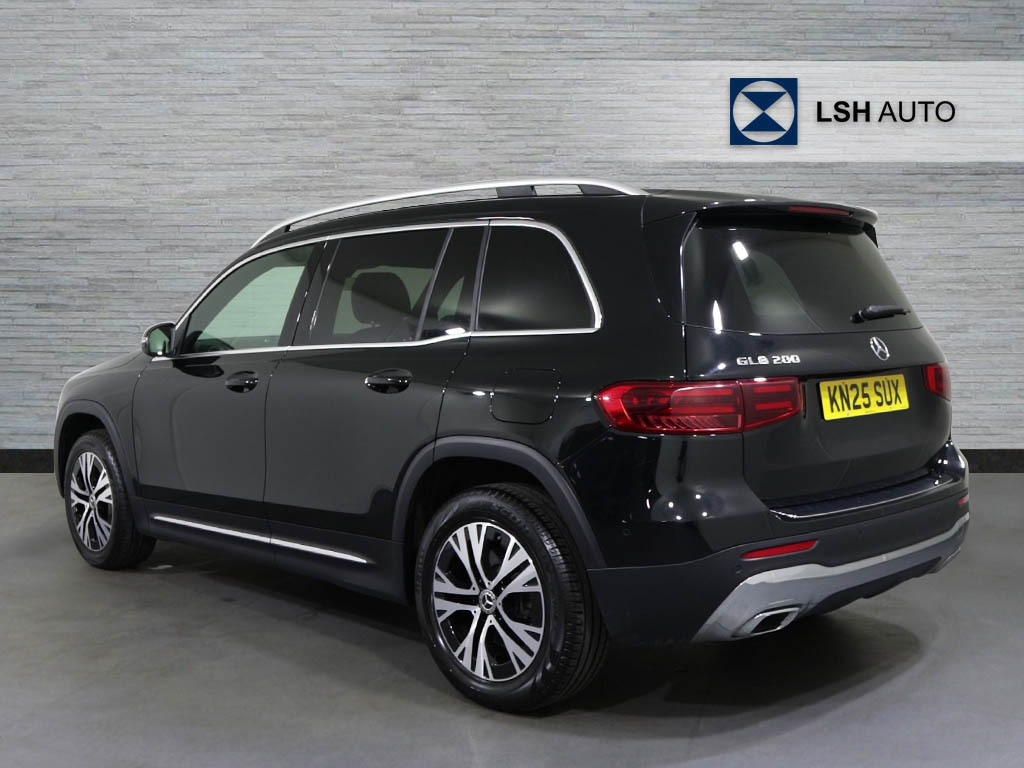 Mercedes-Benz GLB Class Glb 200 Sport Executive 7G-tronic KN25SUX Black #2