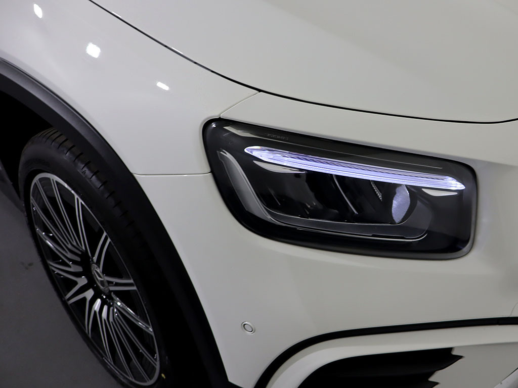 Mercedes-Benz GLB Class Glb 200 Amg Line Premium 7G-tronic KN25TXF White #6