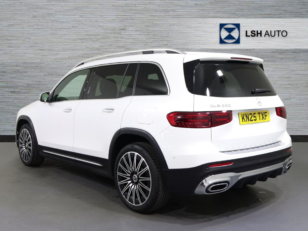 Mercedes-Benz GLB Class Glb 200 Amg Line Premium 7G-tronic KN25TXF White #2