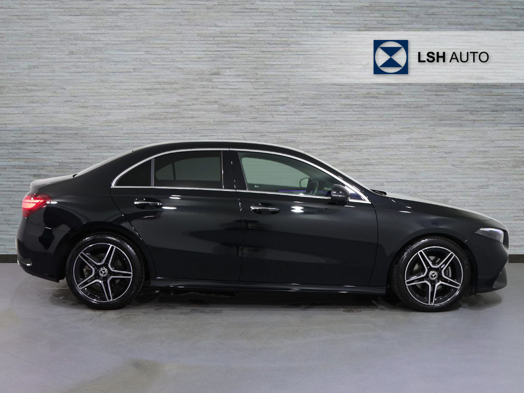 Mercedes-Benz A Class A200 Amg Line Executive KS25UNN Black #3