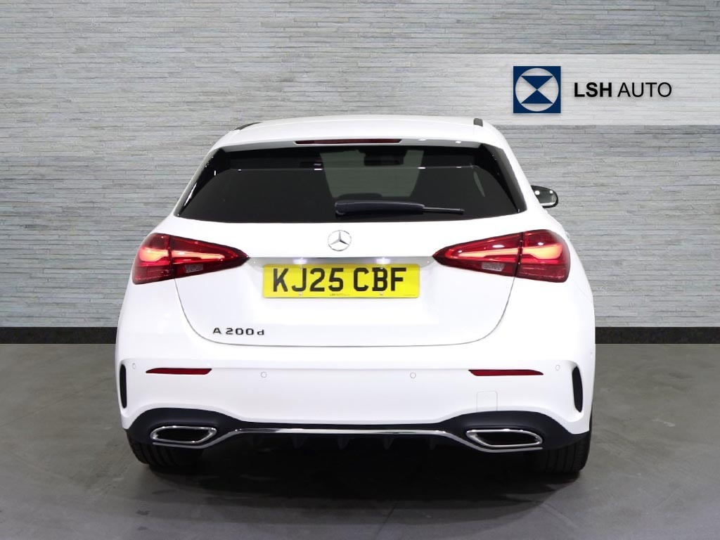 Mercedes-Benz A Class A200d Amg Line Executive KJ25CBF White #5