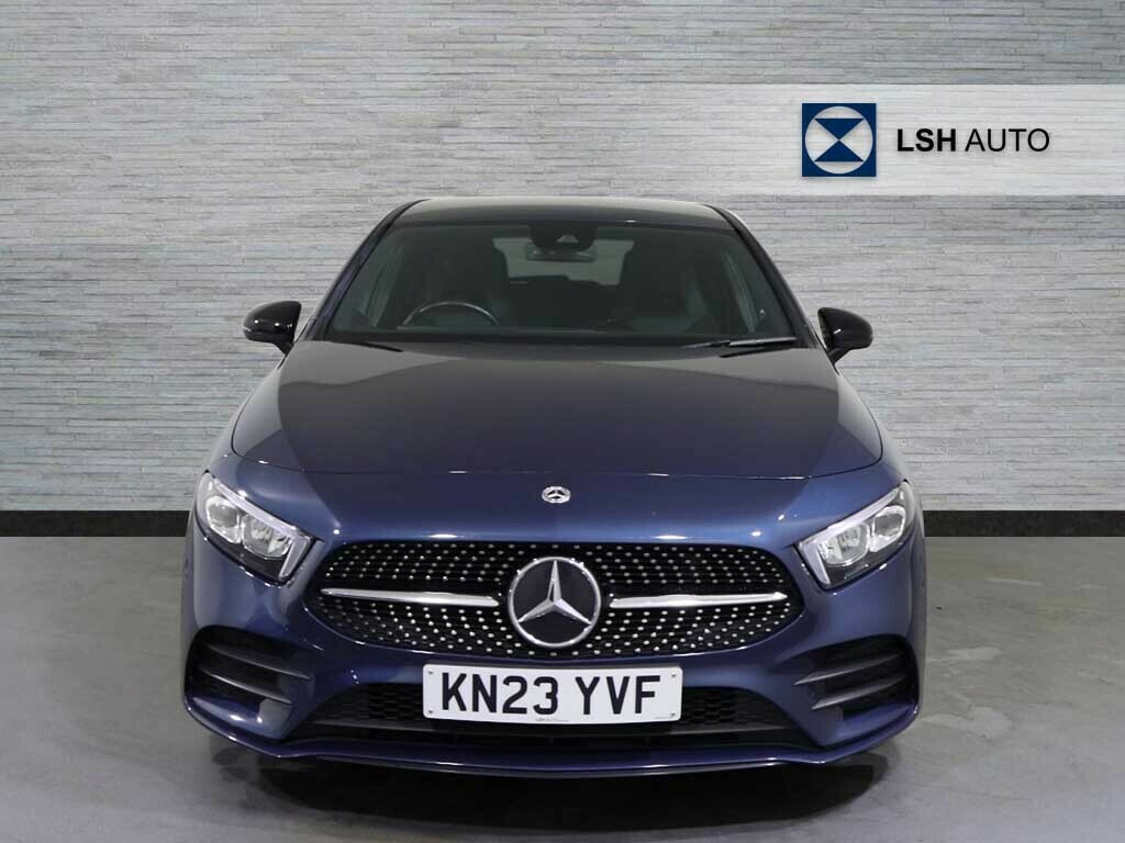 Mercedes-Benz A Class A200 Amg Line Executive KN23YVF Blue #4