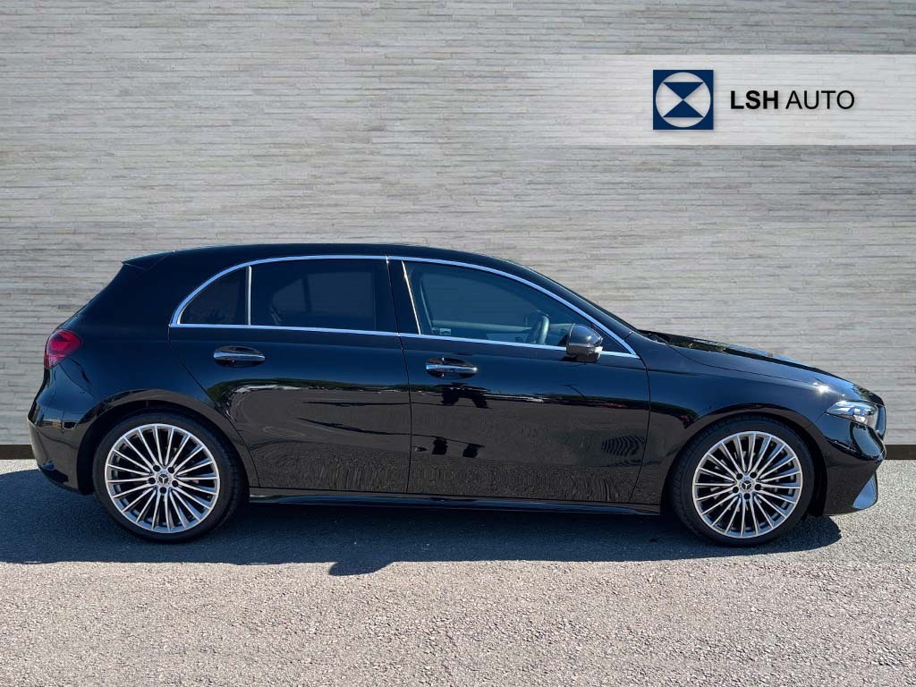 Mercedes-Benz A Class A180 Amg Line Premium Plus KN24LWZ Black #3