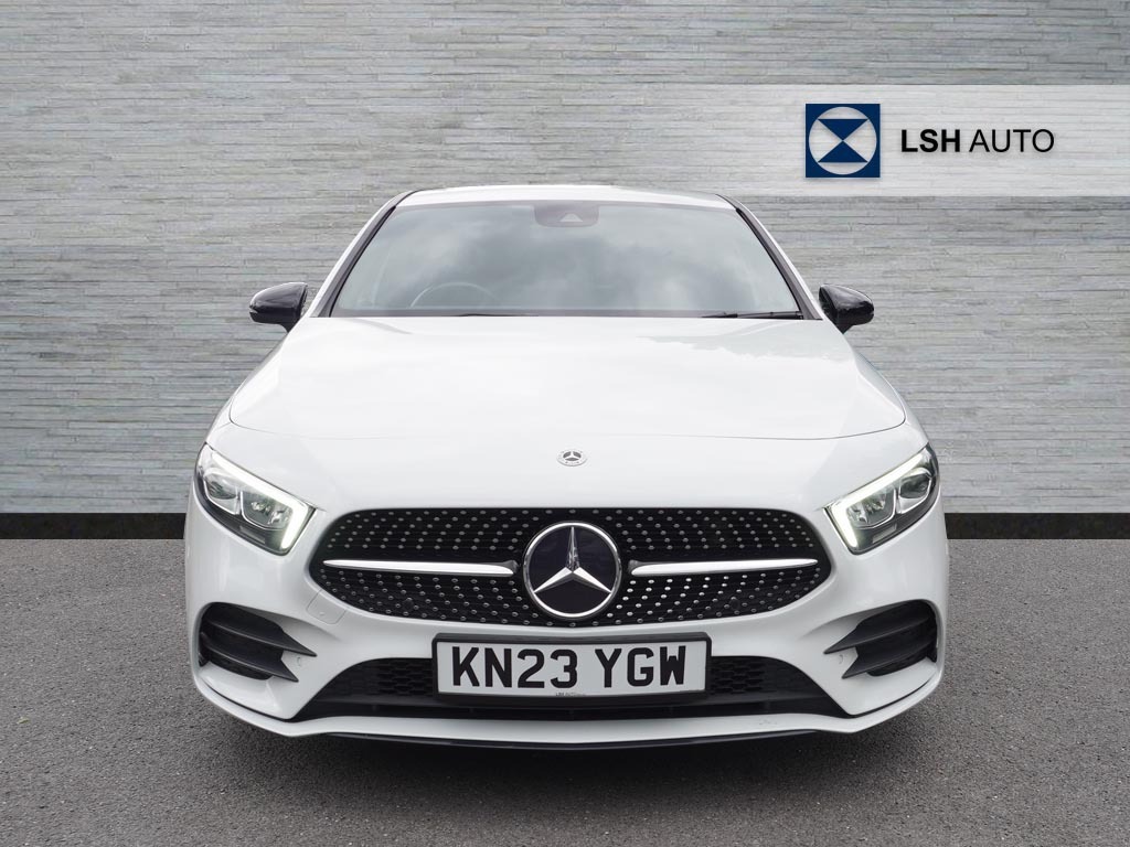 Mercedes-Benz A Class A180 Amg Line Premium KN23YGW White #3