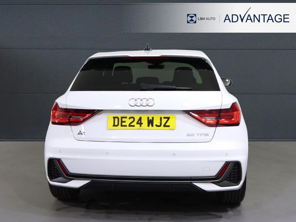 Audi A1 25 Tfsi S Line S Tronic DE24WJZ White #5