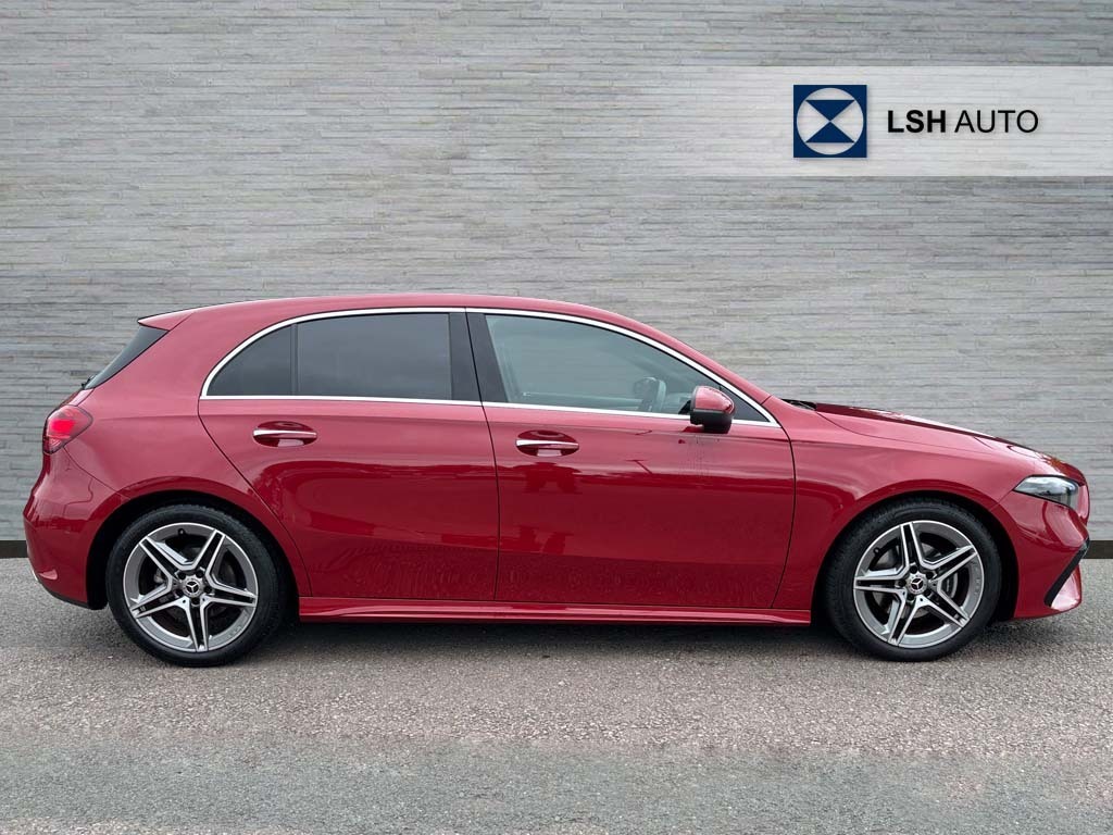 Mercedes-Benz A Class A180 Amg Line Premium BN24VSG Red #3