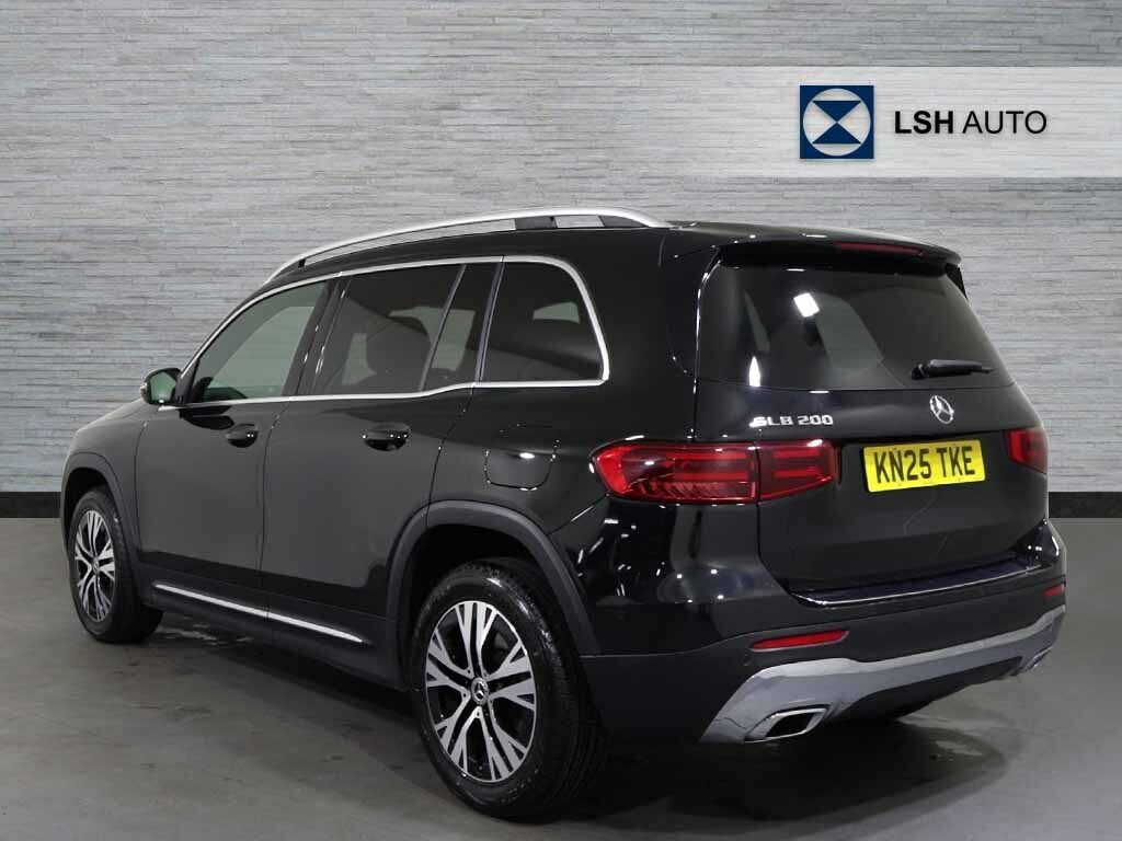 Mercedes-Benz GLB Class Glb 200 Sport Executive 7G-tronic KN25TKE Black #2