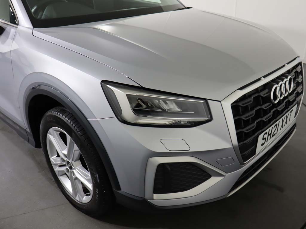 Audi Q2 30 Tfsi Sport Silver #6