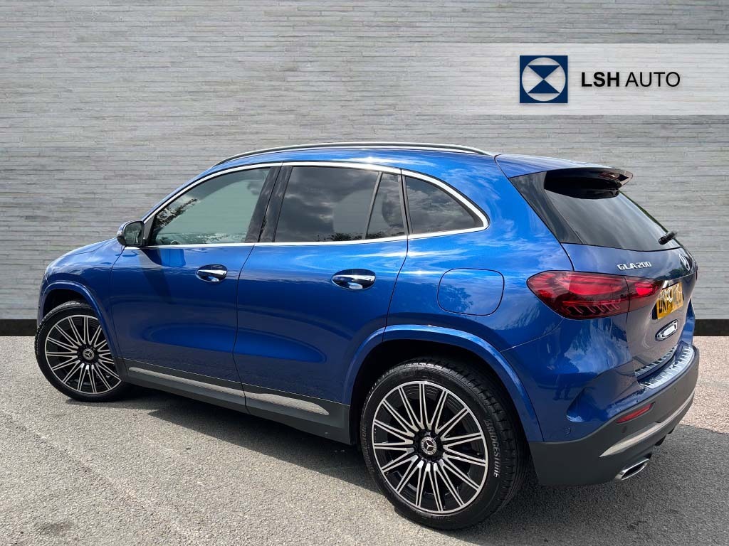 Mercedes-Benz GLA Class Gla 200 Amg Line Premium DK74MLU Blue #2