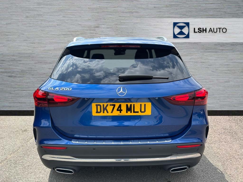 Mercedes-Benz GLA Class Gla 200 Amg Line Premium DK74MLU Blue #3