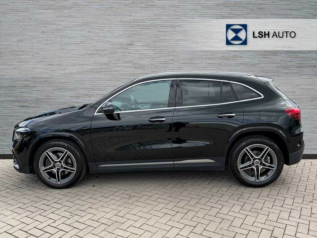 Mercedes-Benz GLA Class Gla 200 Amg Line Premium YJ74UDZ Black #4