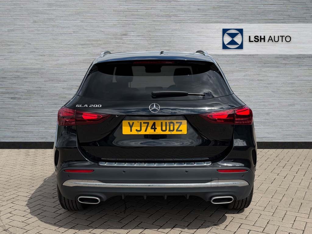 Mercedes-Benz GLA Class Gla 200 Amg Line Premium YJ74UDZ Black #6