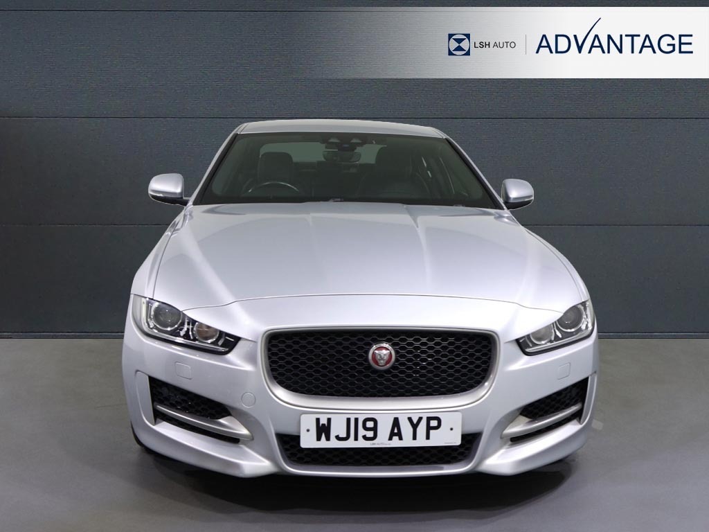 Jaguar XE 2.0D 180 R-sport WJ19AYP Silver #4