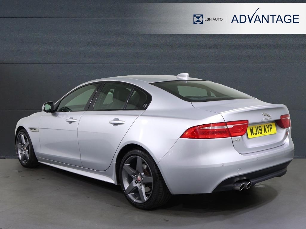 Jaguar XE 2.0D 180 R-sport WJ19AYP Silver #2