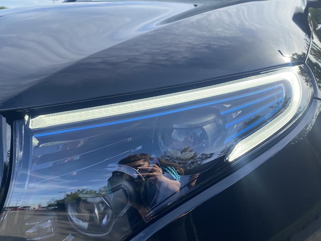 Mercedes-Benz EQC Eqc 400 300Kw Amg Line Edition 80Kwh Black #6