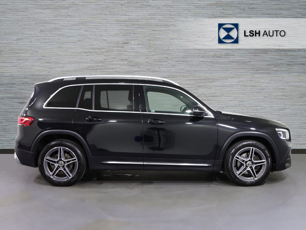 Mercedes-Benz GLB Class Glb 200 Amg Line 7G-tronic OV70NZO Black #3