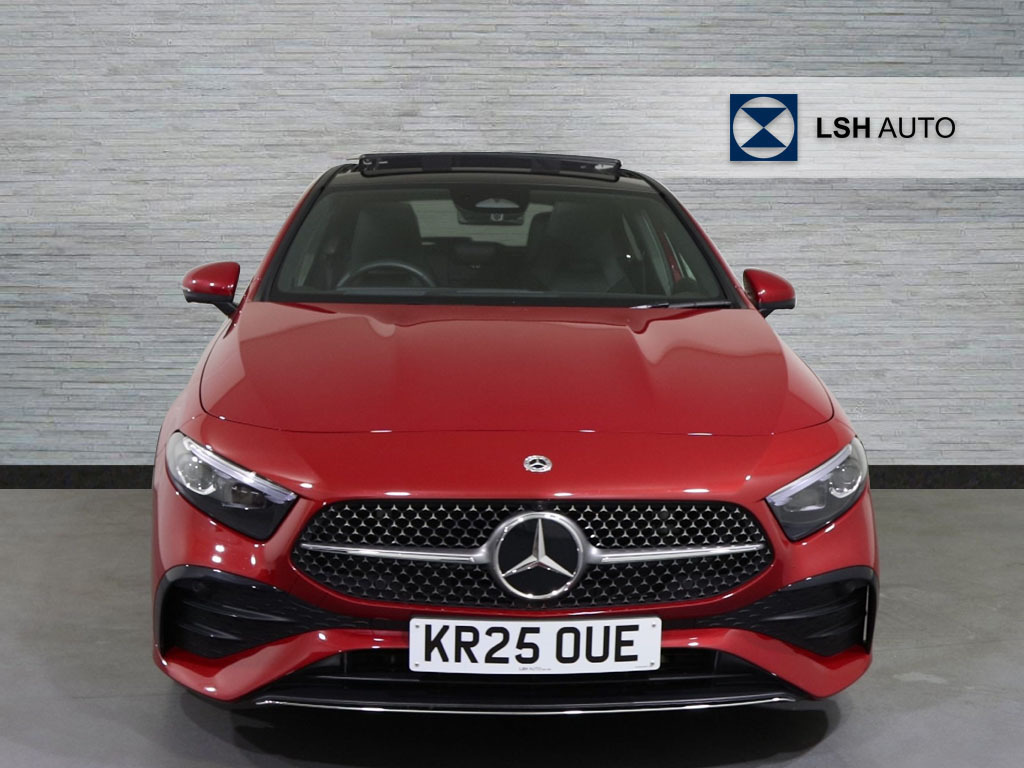 Mercedes-Benz A Class A200 Amg Line Premium Plus KR25OUE Red #4
