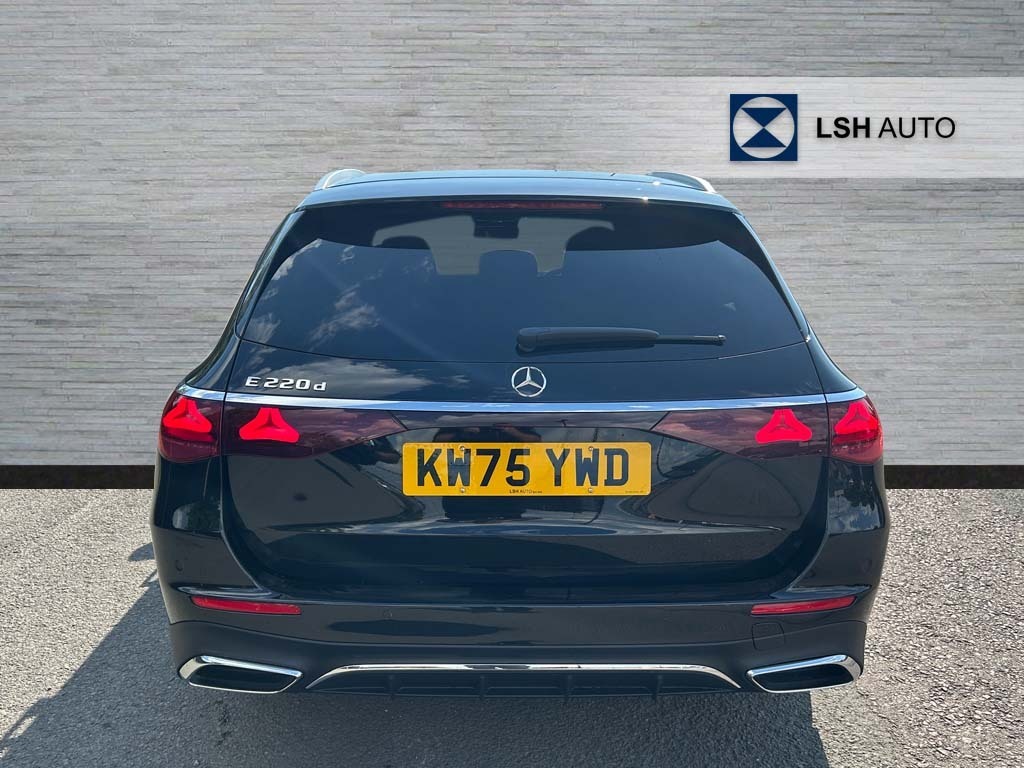 Mercedes-Benz E Class E220d Amg Line 9G-tronic Black #5