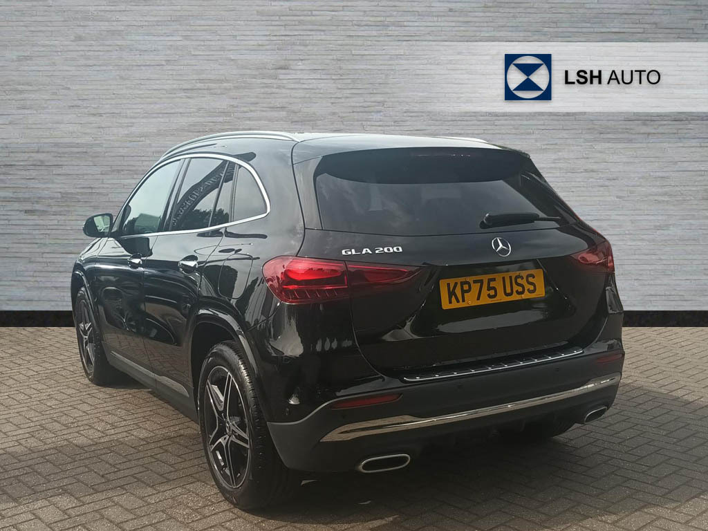 Mercedes-Benz GLA Class Gla 200 Amg Line Executive KP75USS Black #2